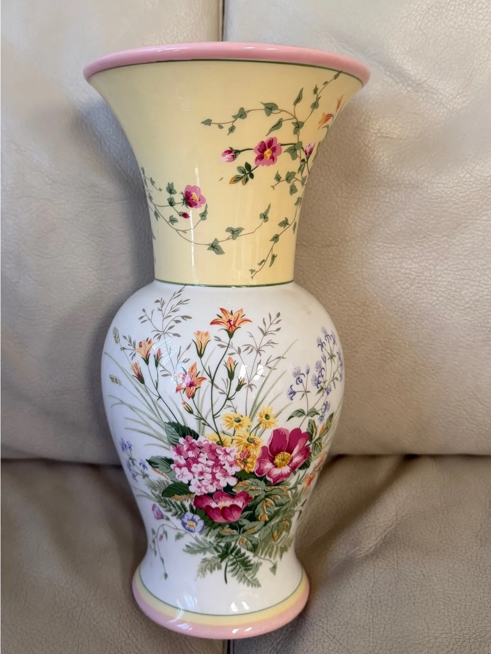 vintage Laura Ashley Home Floral Bouquet 10-inch ceramic vase